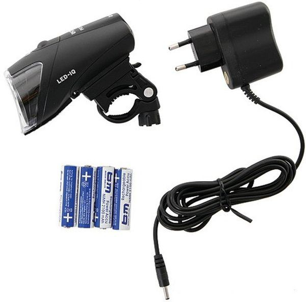 Busch+Müller IXON IQ Premium 1922QMLA LED-Scheinwerfer 80 Lux mit Akkus & Ladegerät